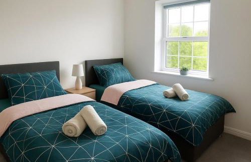 Stylish Townhouse -3 bed, work stay, Free Parking-Kingsway - Foto 6