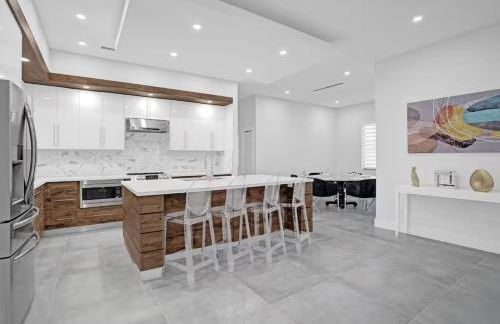 New Construction Villa HotTub Heated Pool Gameroom - Foto 6