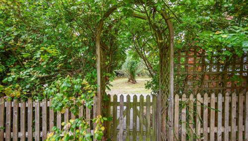 Pelsham Farm Cottage - Photo 5