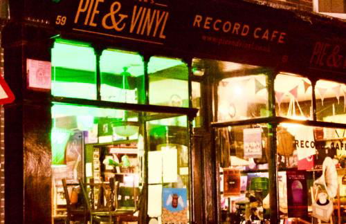 Somers 4 bed House off road parking pet friendly - Foto 61