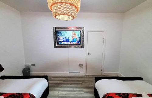 *6R* setup for your most amazing & relaxed stay + Free Parking + Free Fast WiFi * - Foto 3