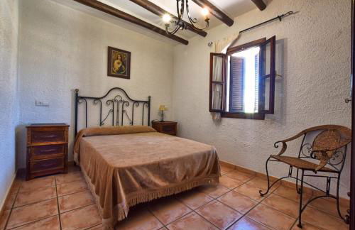 Cortijo Los Alazores, authentic cortijo with private pool - Foto 13