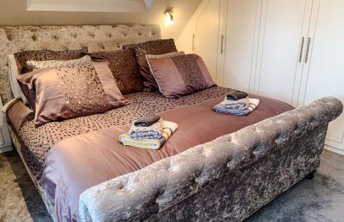 The Gables Poole, 3 Bedroom Penthouse Apartment - Photo 13