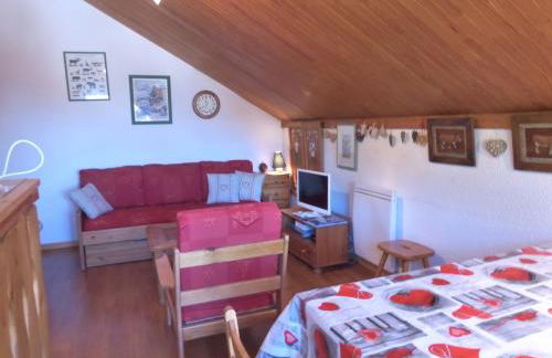 Appartement chaleureux 3 pièces, 6 pers., Méribel centre, au pied des pistes, WIFI, animaux admis - FR-1-411-777 - Foto 1