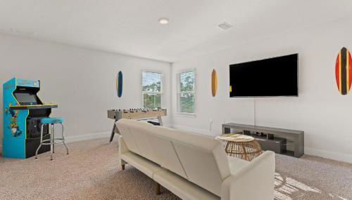 Mins to the Beach/King Beds/Arcade-Snowbird Deals! - Foto 5, Game Room