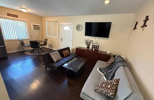 1 bd guest house in LA perfect for long term stay - Foto 28