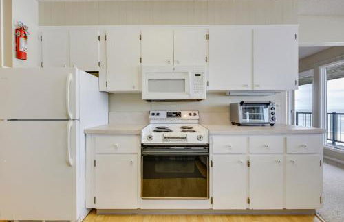 Lincoln City Condo Pool Access, Walk to Beach! - Foto 13