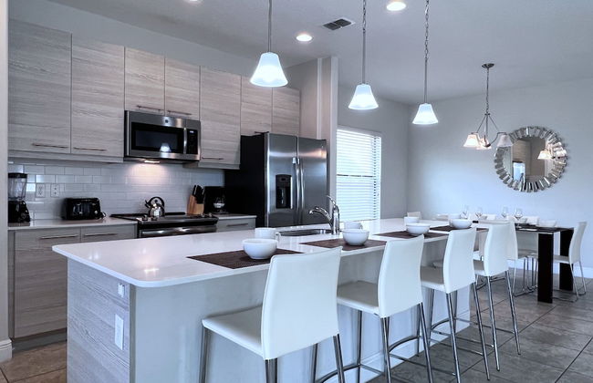 Balmoral Resort-192kb 4 Bedroom Home by RedAwning - Photo 7