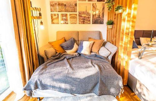 Black Mirror inkl WLAN, Parkplatz - Foto 24