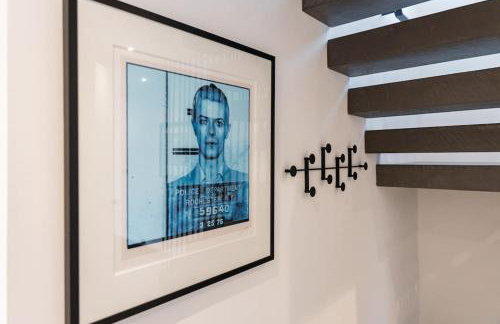 The Bowie is a David Bowie themed Smart House - Foto 72