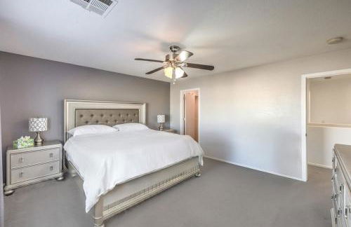 Spacious 5BR Modern Luxury Villa in Vegas - Foto 11