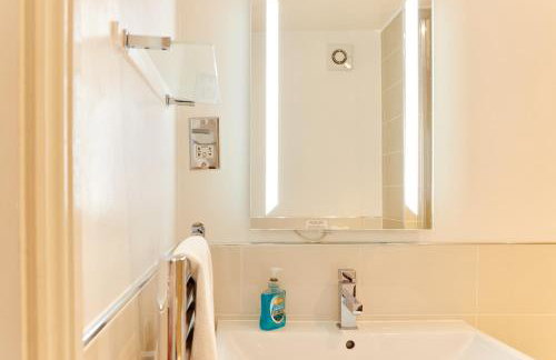 Finest Retreats - Sunshine Cottage - Photo 21