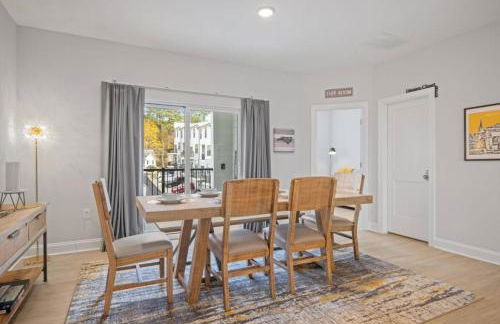 NEW Luxury Condo, Rooftop Terrace, EV Charger! - Foto 16