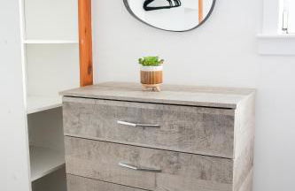 Train House - Photo 28