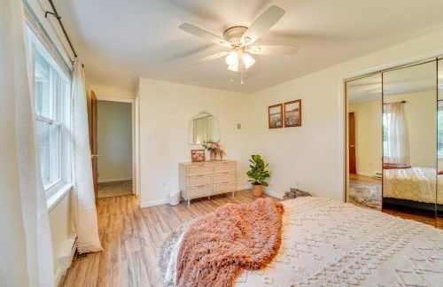 Mtn-View Escape with Large Yard in Duncansville! - Foto 13