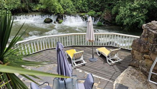 Dream corner by waterfalls, 20 min to Oporto, by Porto with Love LDA - Photo 2, Garden, Garden view