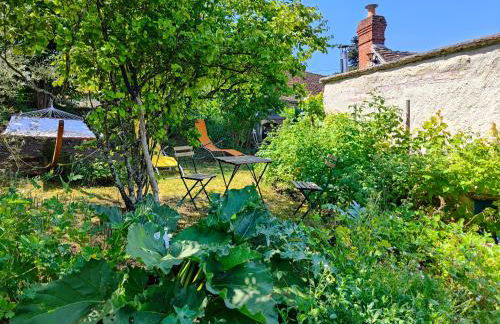 La Maison Bleue de Husseau Ancienne ferme semi-troglodytique 18e siècle - Foto 2