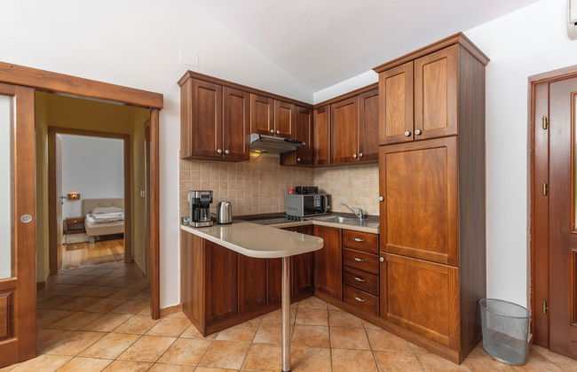 Pool House In Greenery - Foto 7