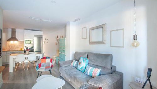 Casa Valentina: Confort y Luz en Sevilla Centro - Foto 1