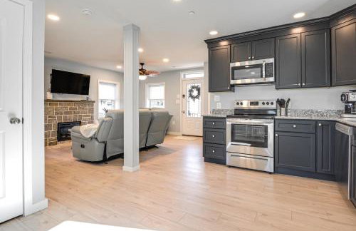 Waterfront Historical District Home Near River - Foto 6