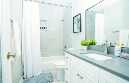 Modern Spacious 5BR Retreat -Games & Large Yard - Foto 15