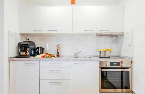 Timber Cottage With Pool - Happy Rentals - Foto 9