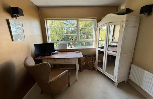 Villa 10 min bus to Oxford train - Foto 49