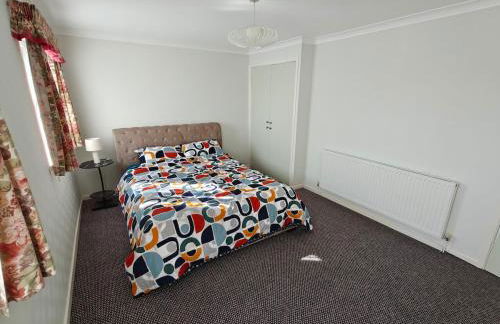 Timeless 2 Bedroom Townhouse Near The City Centre With Drive Parking - Photo 6