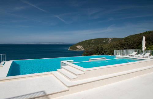 Zlatni Zalaz,Apartments,Supetarska Draga - Foto 12