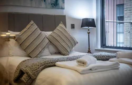 Luxury Apartment 7 mins Walk to Salford Central - Pass the Keys - Foto 8