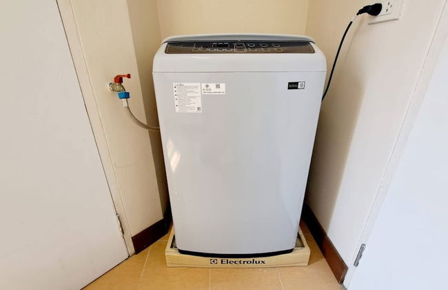 5B - 2 Bedroom Downtown Apartment With Shared Pool - Photo 48