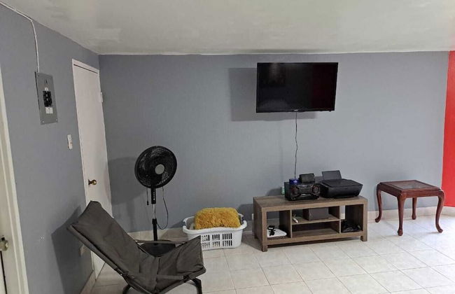 Iron-Shore Apartments - Photo 4