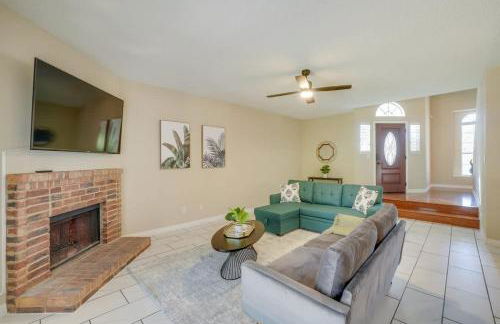 Melody Home near Grapevine DFW Airport w backyard - Foto 3