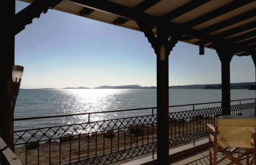 Sirius House - Photo 1