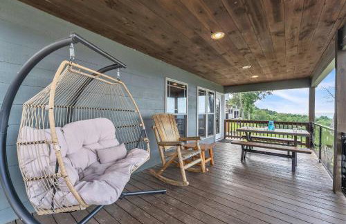 Rivers Ledge Cabin with breathtaking views hot tub & indoor pool - Photo 35