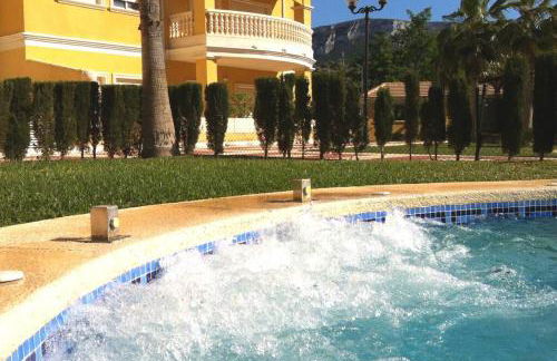 LOVELY APARTMENT DENIA, piscina, jacuzzi, pádel, parking - Foto 8