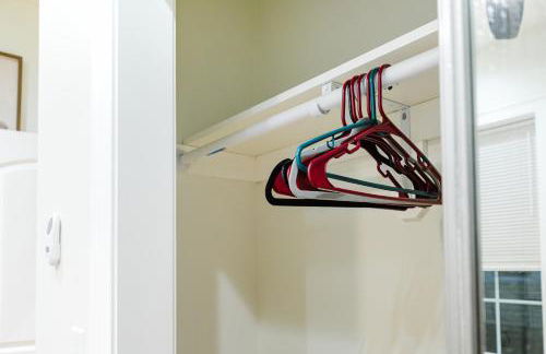 16-2 - 4BR Family Home in Worcester Near Parks - Foto 47