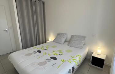 Gîte neuf, à 12mn du Futuroscope, 9 personnes-Le Coquelicot - Foto 3