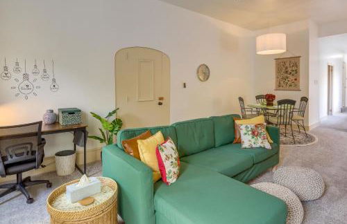 Walk to Restaurants and Shops Apt in Pennsylvania! - Foto 6