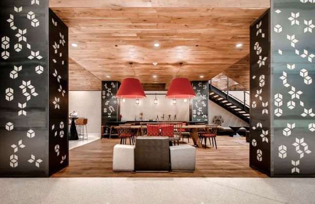 Bluebird Suites near Pentagon - Photo 9