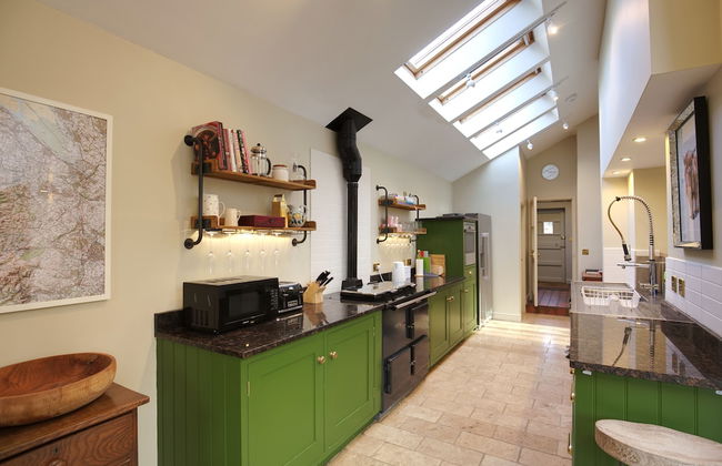 Stunning 3-bed House in a Private Hidden Valley - Foto 15