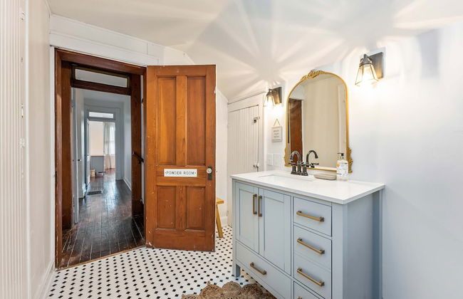 German Charm Suites Sleeps 8! - Foto 39