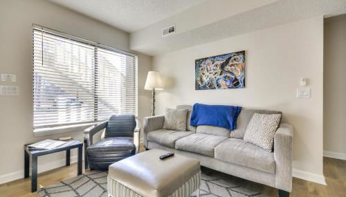 15 Mi to Greensboro Archdale Condo with Fireplace - Foto 4