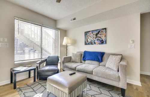 15 Mi to Greensboro Archdale Condo with Fireplace - Foto 4