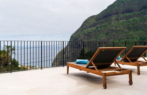 Elysium São Vicente - Designer Villa with Ocean View, Heated Pool, Jacuzzi & Sauna - Foto 50