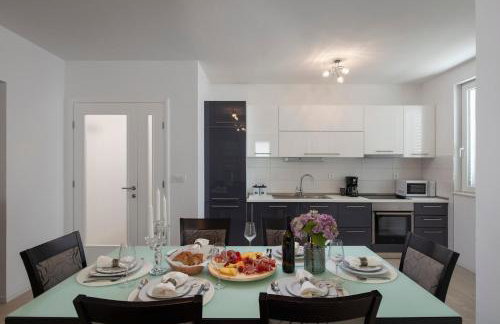 Spacious Beachfront Apartments Tanita - Foto 150