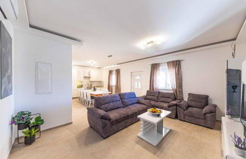 Beautiful Home In Ugljane With Wifi - Foto 6