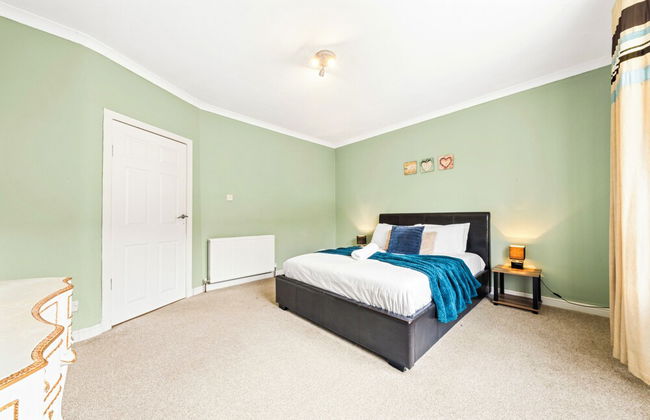 Warm Cosy Family Home With Free Parking - Foto 6