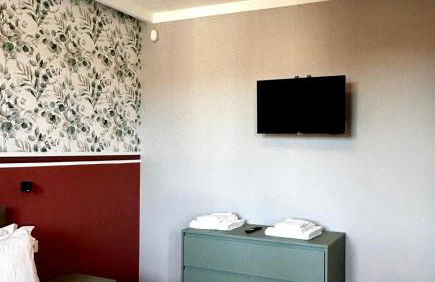 Casa Paolina Apartment - Montano Lucino - Photo 9