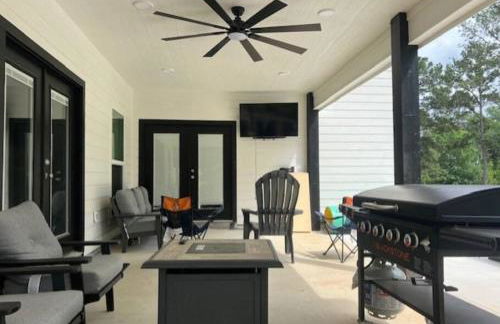 Waterfront house on Sam Rayburn - Sleeps 23! - Photo 2